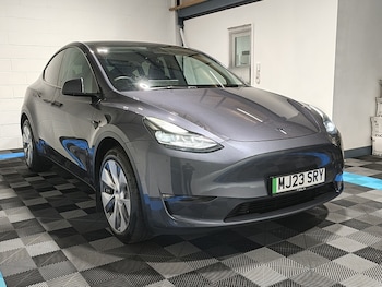 Tesla - Model Y