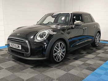 Used MINI Hatch 2021 for sale - 79592821: Photo