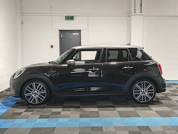 Used MINI Hatch 2021 for sale - 79592821: Photo