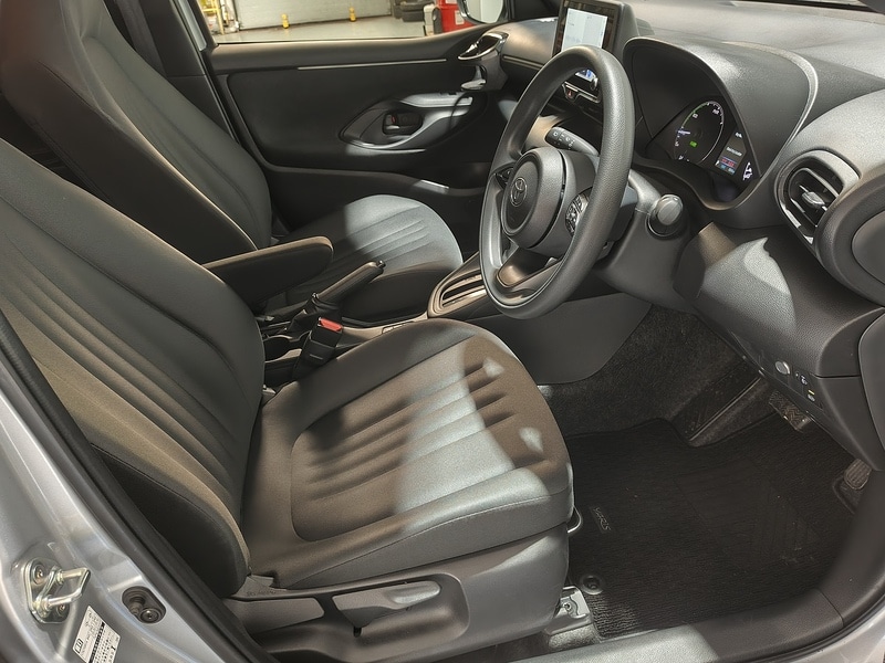 Used Toyota Yaris 2025 for sale - 77103277: Photo 32