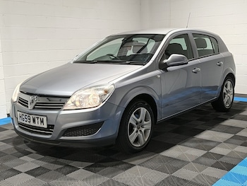 Used Vauxhall Astra 2010 for sale - 79433943: Photo