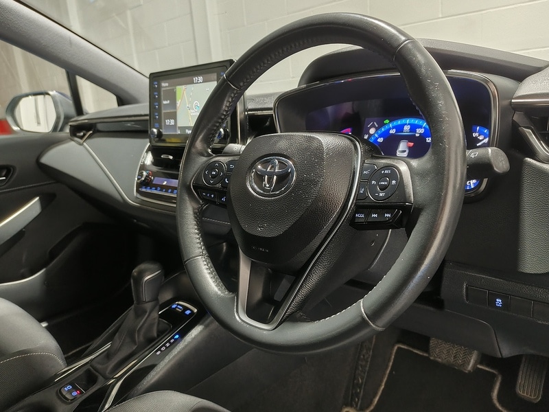 Used Toyota Corolla 2021 for sale - 77342325: Photo 32