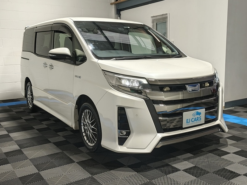 Used Toyota Noah for sale - 77707024: Photo 1