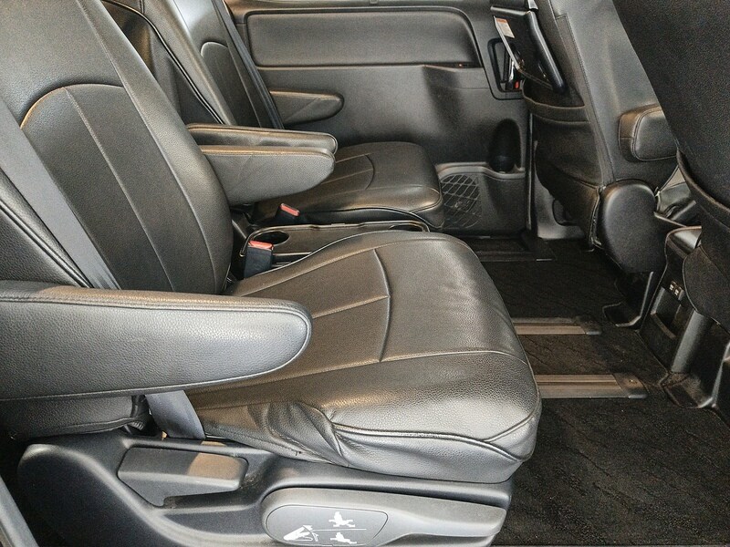 Used Toyota Noah for sale - 77707024: Photo 26