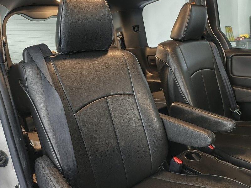 Used Toyota Noah for sale - 77707024: Photo 27