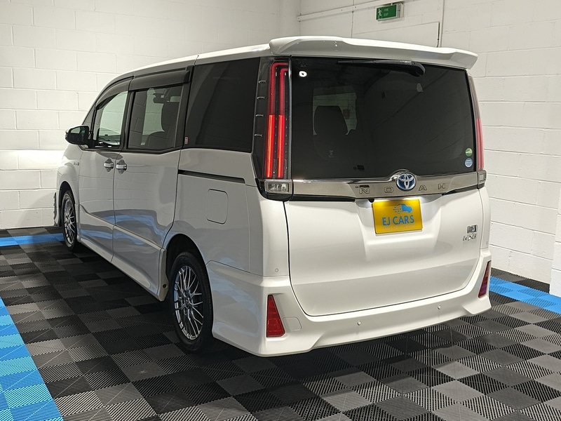 Used Toyota Noah for sale - 77707024: Photo 5