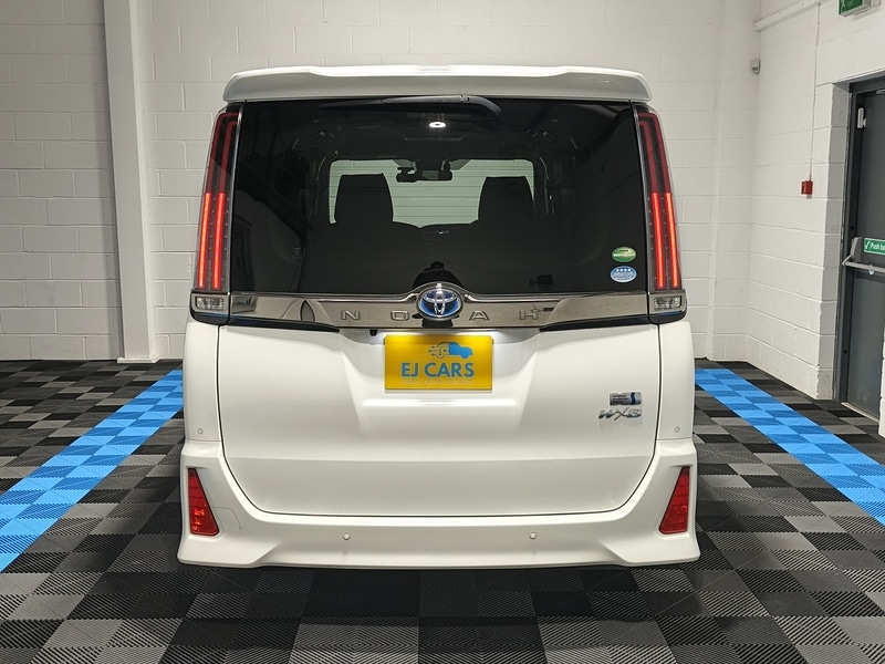 Used Toyota Noah for sale - 77707024: Photo 6
