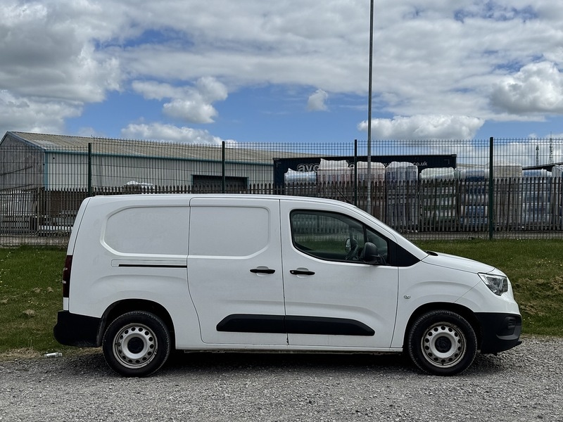 Used Vauxhall Combo 2019 for sale - 77829297: Photo 2