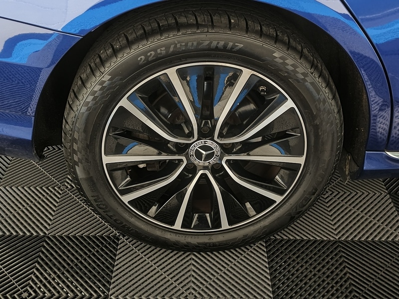 Used Mercedes-Benz C Class 2019 for sale - 76439447: Photo 10