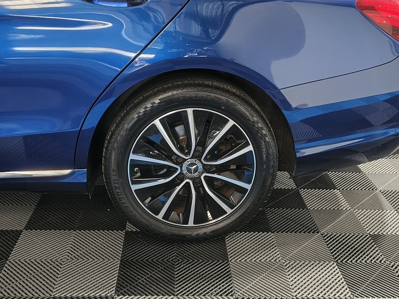 Used Mercedes-Benz C Class 2019 for sale - 76439447: Photo 11