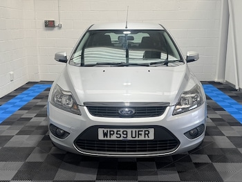 Used Ford Focus 2009 for sale - 76096634: Photo 2