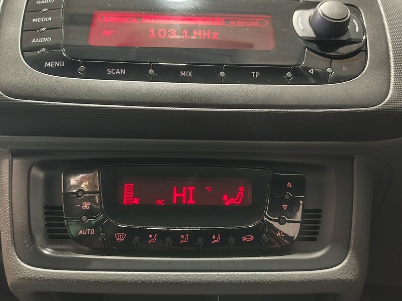 Used SEAT Ibiza 2011 for sale - 78111470: Photo 33