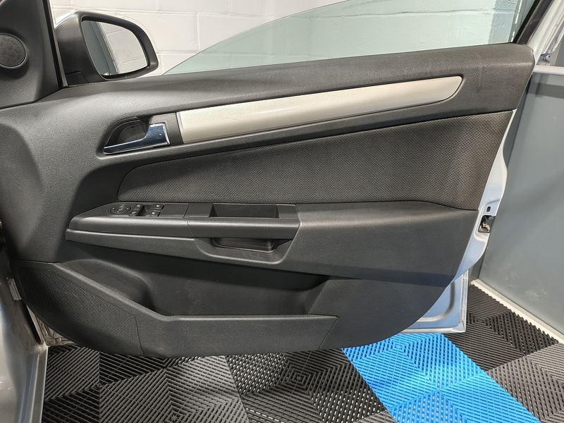 Used Vauxhall Astra 2007 for sale - 76962846: Photo 22