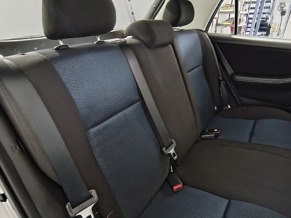 Used Toyota Corolla 2005 for sale - 76256850: Photo 15