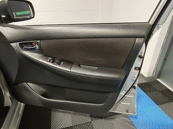 Used Toyota Corolla 2005 for sale - 76256850: Photo 18
