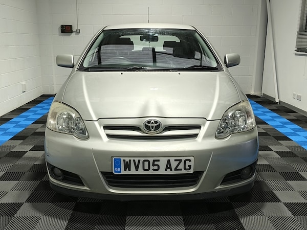 Used Toyota Corolla 2005 for sale - 76256850: Photo 2