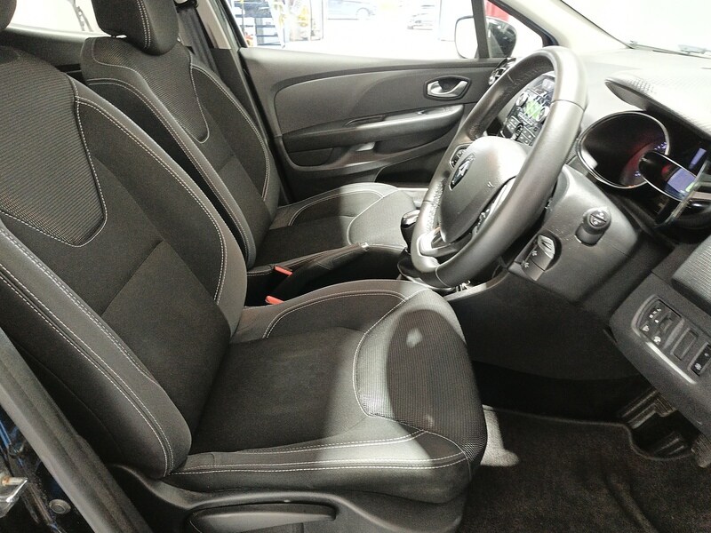 Used Renault Clio for sale - 76430479: Photo 27