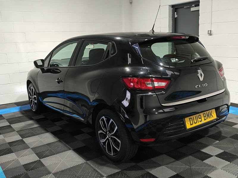 Used Renault Clio for sale - 76430479: Photo 5