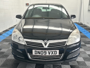 Used Vauxhall Astra 2009 for sale - 75654811: Photo