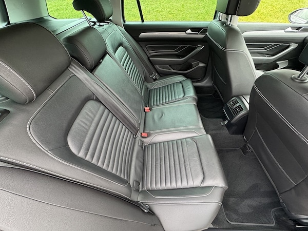 Used Volkswagen Passat 2020 for sale - 75309347: Photo 14
