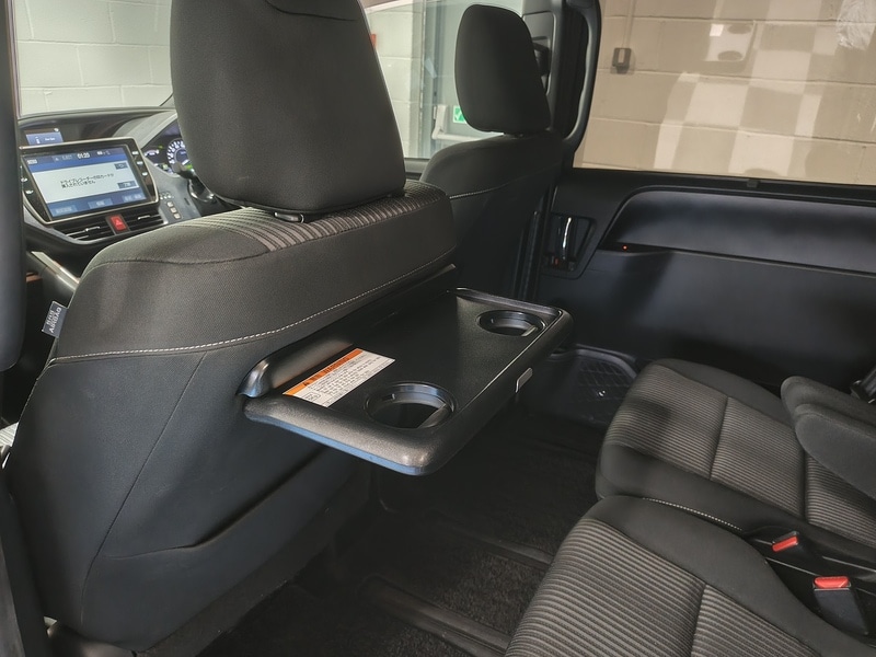 Used Toyota Voxy for sale - 77635231: Photo 24