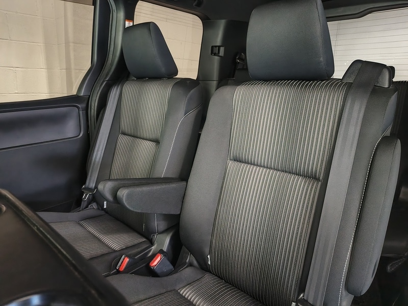 Used Toyota Voxy for sale - 77635231: Photo 25