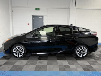 Used Toyota Prius 2016 for sale - 79444143: Photo