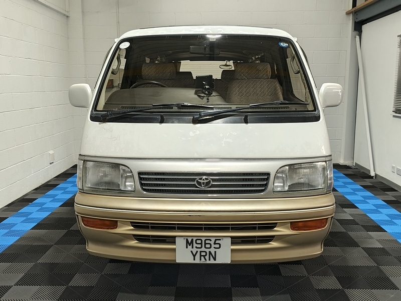 Used Toyota HiAce 2024 for sale - 77760619: Photo 2