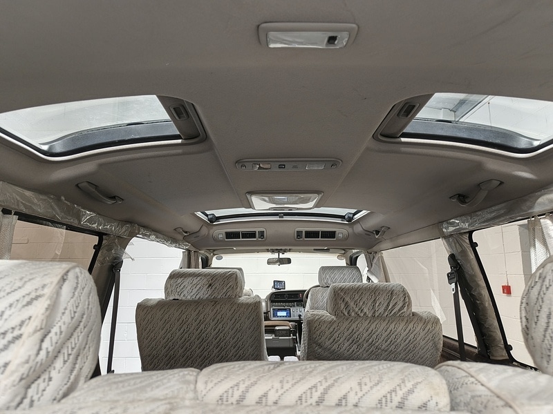 Used Toyota HiAce 2024 for sale - 77760619: Photo 33