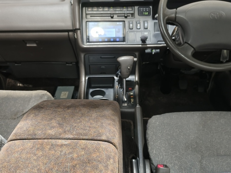 Used Toyota HiAce 2024 for sale - 77760619: Photo 55