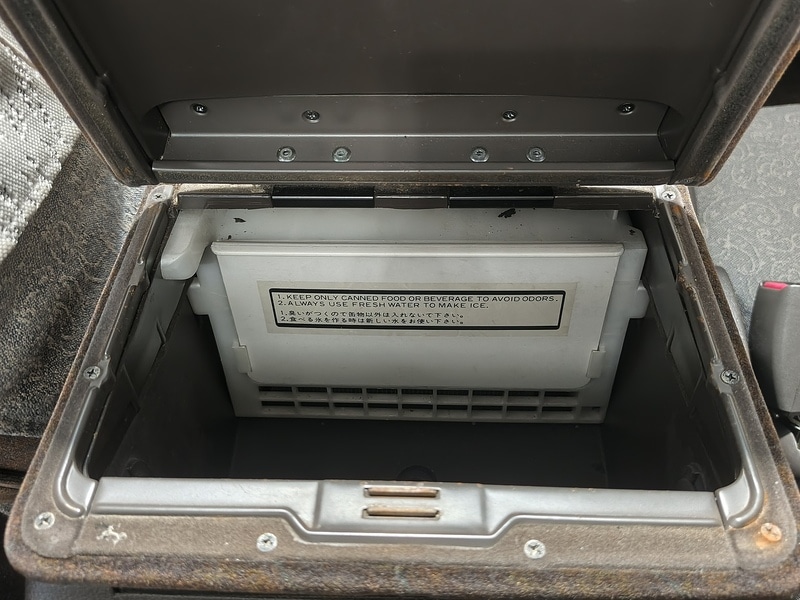 Used Toyota HiAce 2024 for sale - 77760619: Photo 56