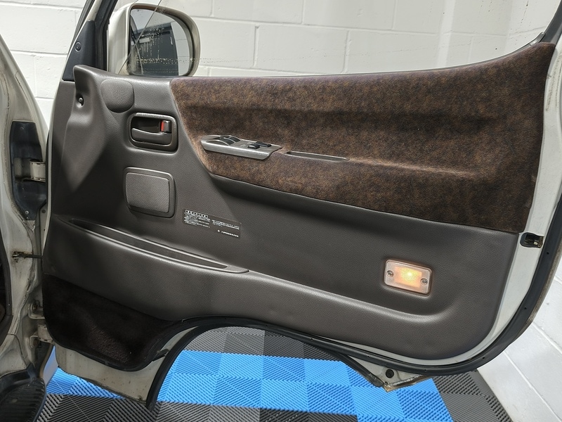 Used Toyota HiAce 2024 for sale - 77760619: Photo 57