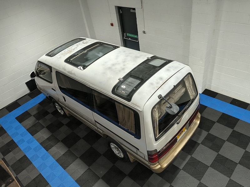 Used Toyota HiAce 2024 for sale - 77760619: Photo 9