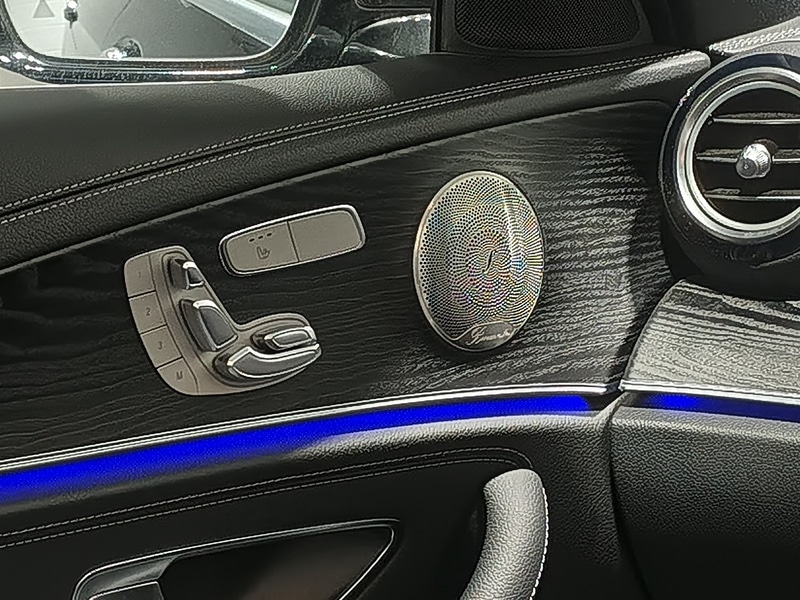 Used Mercedes-Benz E Class for sale - 77166043: Photo 31