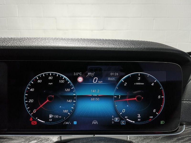 Used Mercedes-Benz E Class for sale - 77166043: Photo 41