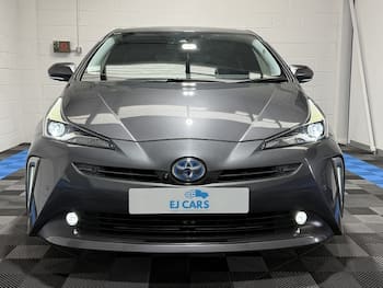 Used Toyota Prius 2020 for sale - 79834149: Photo