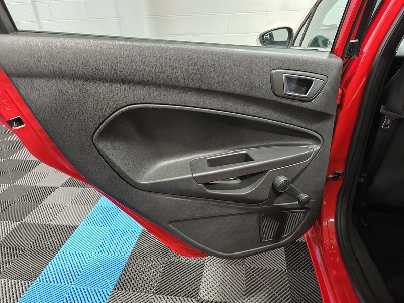 Used Ford Fiesta 2013 for sale - 78069471: Photo 16