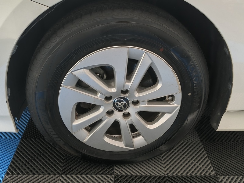 Used Toyota Prius for sale - 77850936: Photo 11