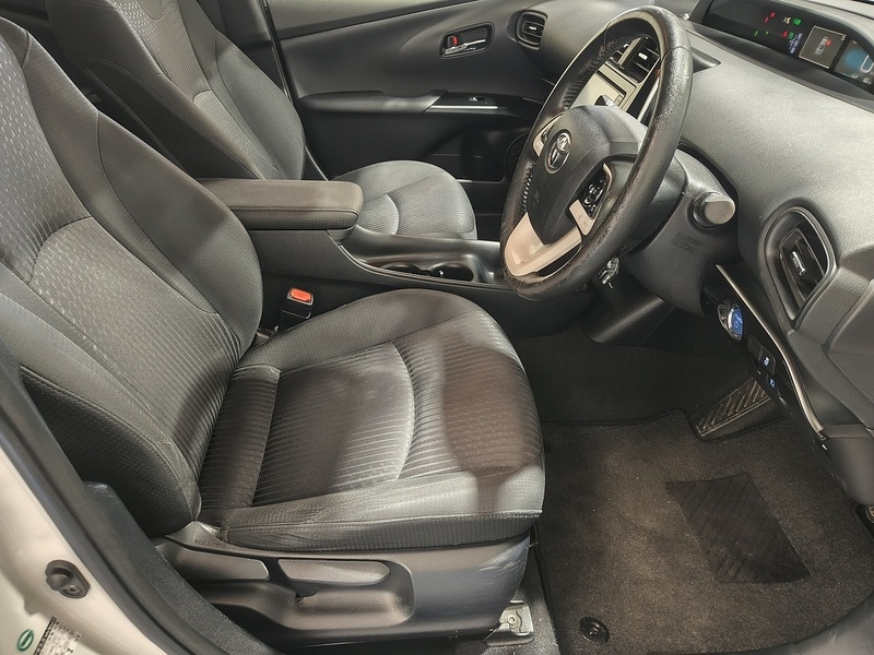 Used Toyota Prius for sale - 77850936: Photo 32