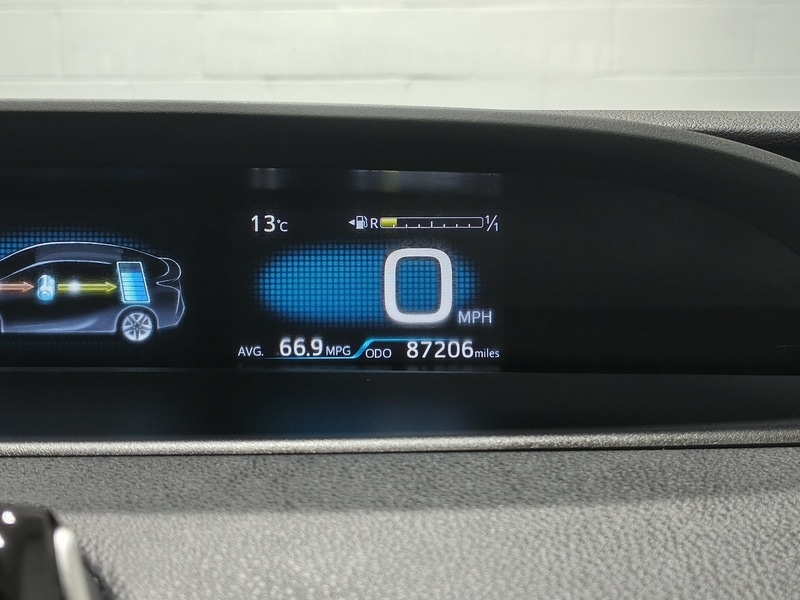 Used Toyota Prius for sale - 77850936: Photo 34