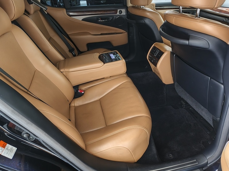 Used Lexus LS 2022 for sale - 76430467: Photo 29