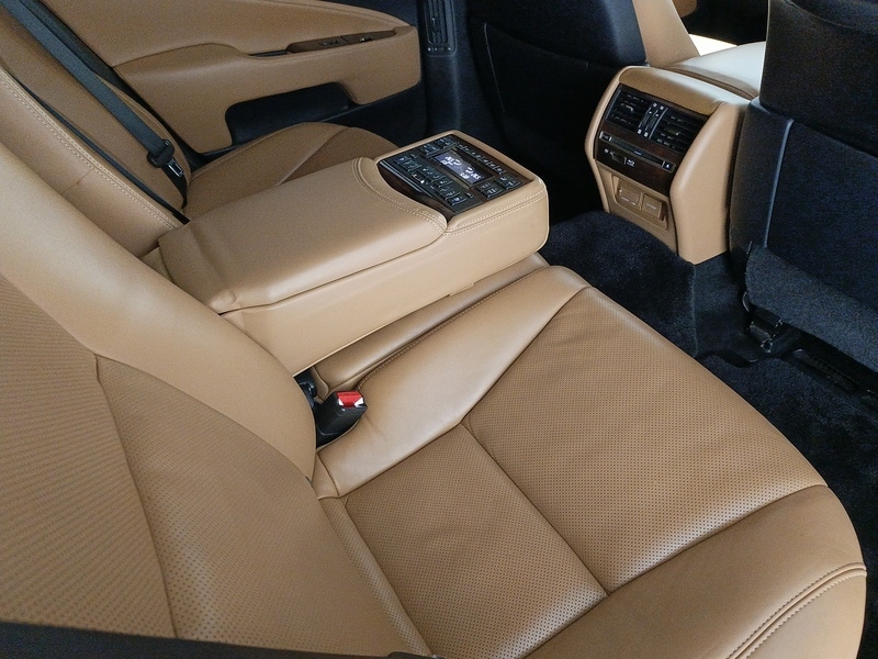 Used Lexus LS 2022 for sale - 76430467: Photo 31