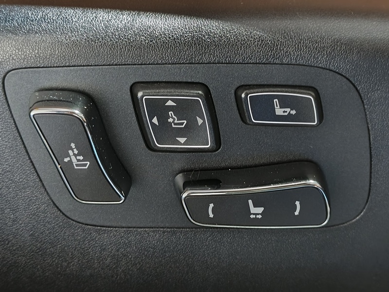 Used Lexus LS 2022 for sale - 76430467: Photo 53