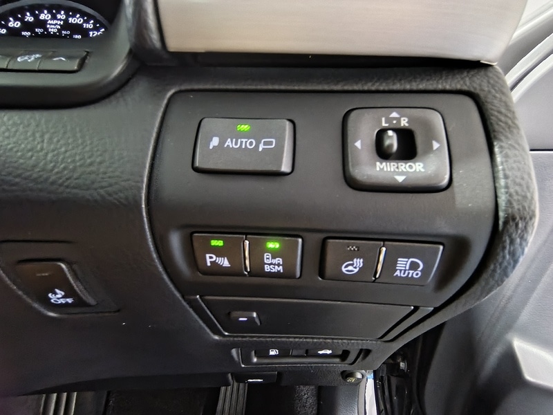 Used Lexus LS 2022 for sale - 76430467: Photo 56