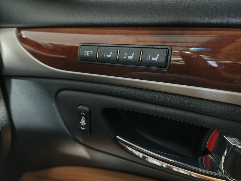 Used Lexus LS 2022 for sale - 76430467: Photo 68