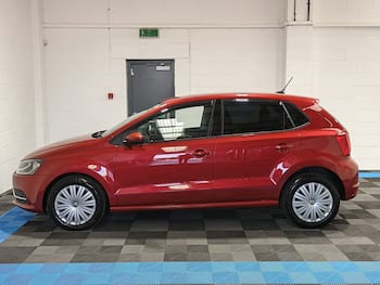 Used Volkswagen Polo 2015 for sale - 79434035: Photo