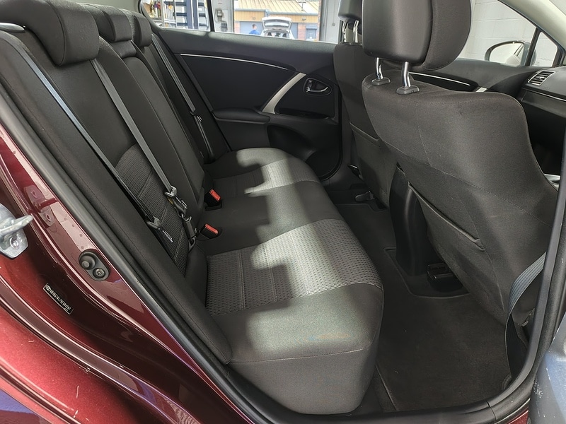 Used Toyota Avensis 2013 for sale - 76368272: Photo 20