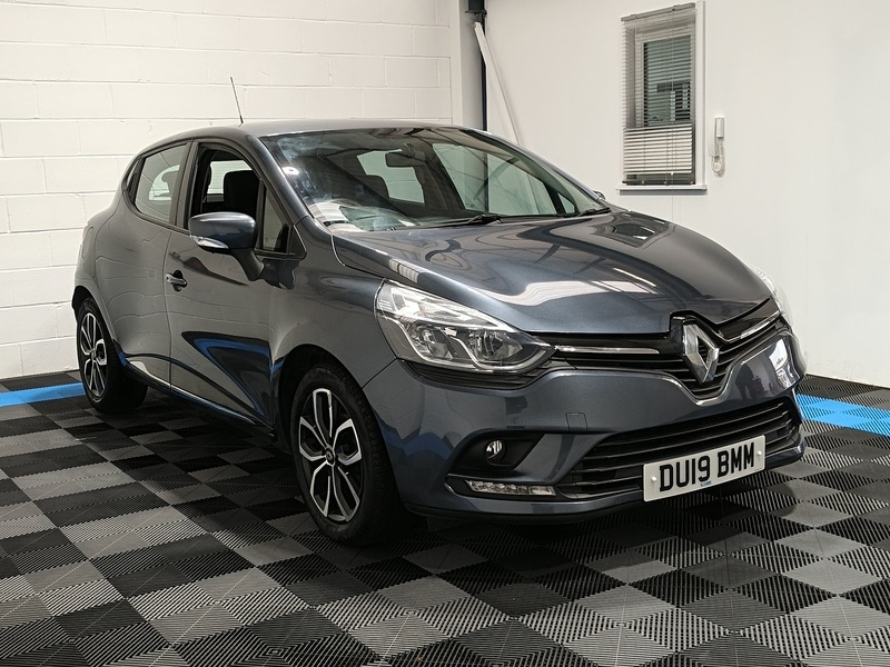 Used Renault Clio for sale - 76439450: Photo 1