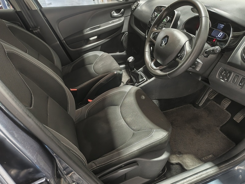 Used Renault Clio for sale - 76439450: Photo 21