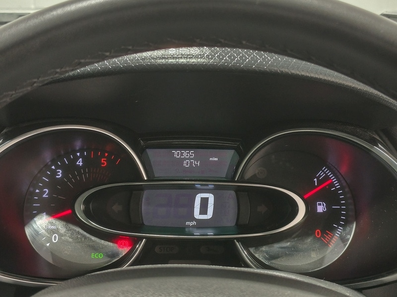 Used Renault Clio for sale - 76439450: Photo 29